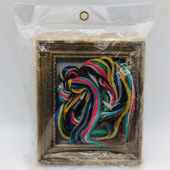 Vtg 70s New Seagull Crewel Embroidery Kit Paula Denham #6042 Wool Yarn w Frame - Picture 6 of 7